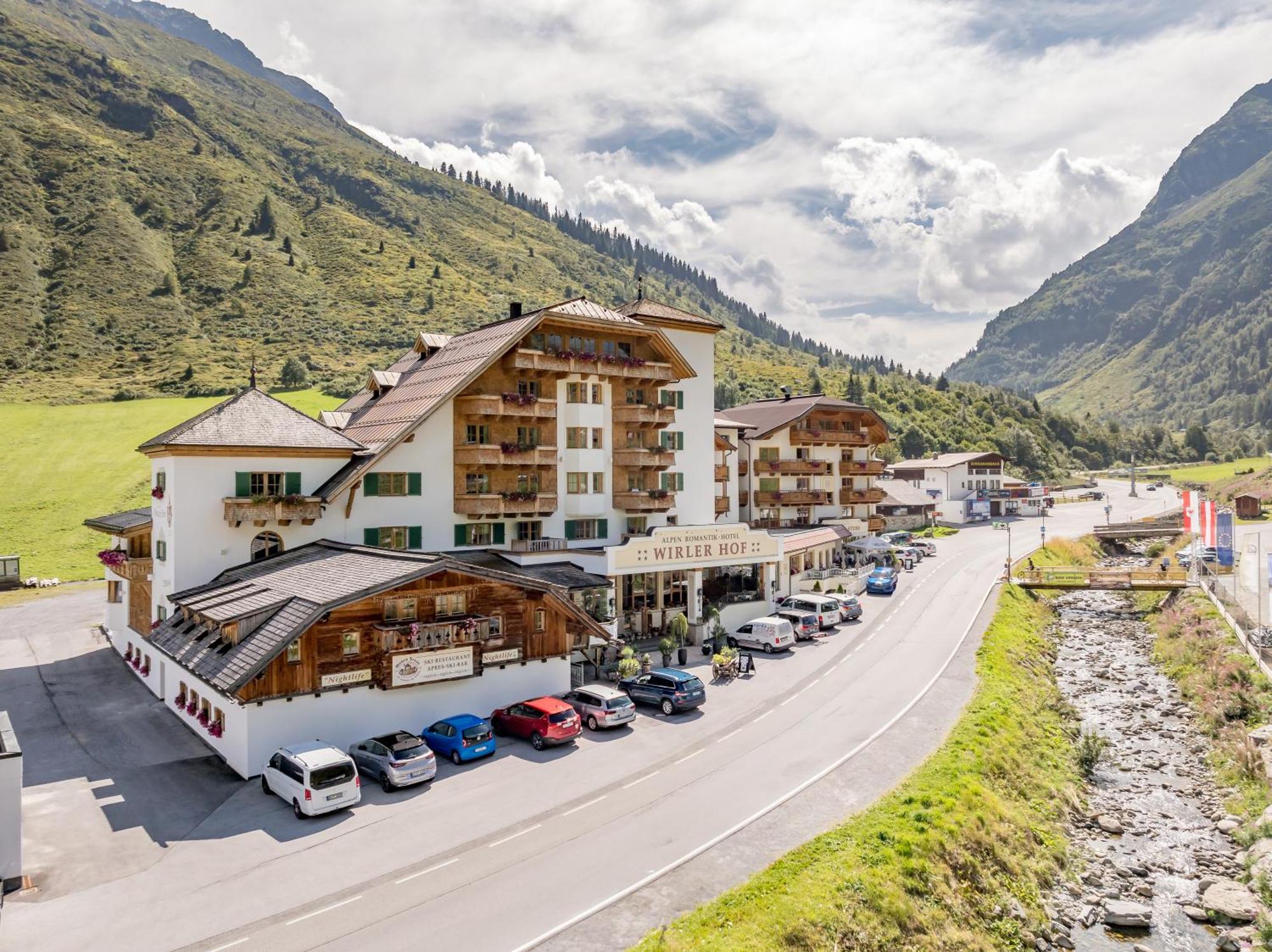 Alpenromantik-Hotel Wirlerhof Гальтюр Экстерьер фото