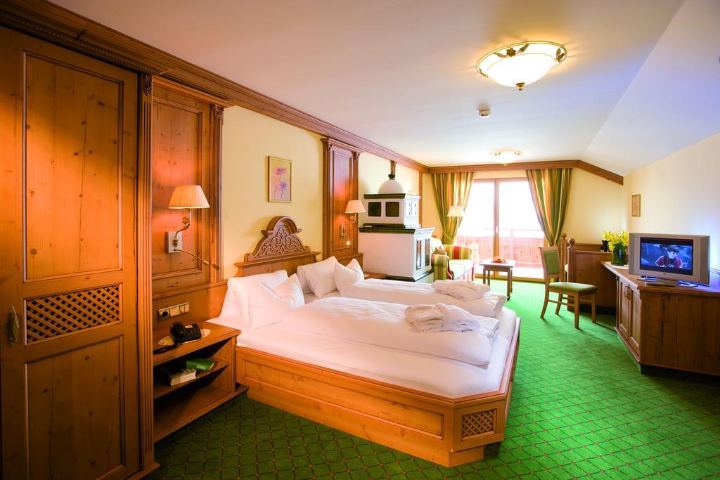 Alpenromantik-Hotel Wirlerhof Гальтюр Экстерьер фото